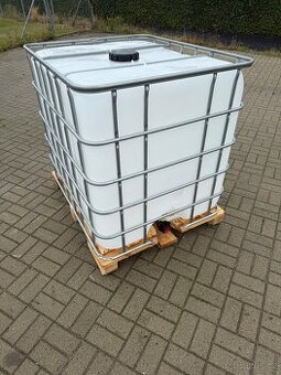 Ibc 1000 l nádrž, kontejner