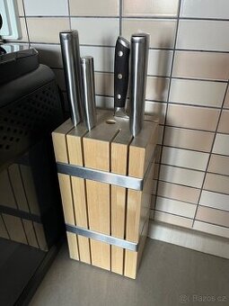 Blok na nože IKEA