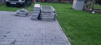 Pronájem a montáž lešení