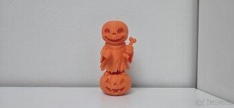3D tištěná halloweenská figurka ducha s kostí na dýni