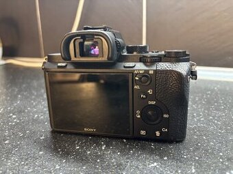 Sony A 7II