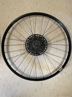 Zapletená kola Roval 29" – Boost, kazeta SRAM NX