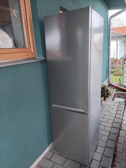 Lednice Beko nerezová