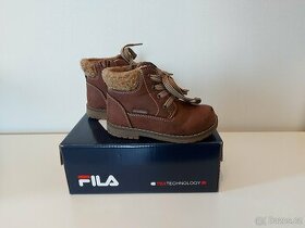 Zimní kotníkové boty Fila vel.23