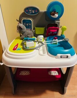 Dětský veterinární stolek s plyšáky a doplňky