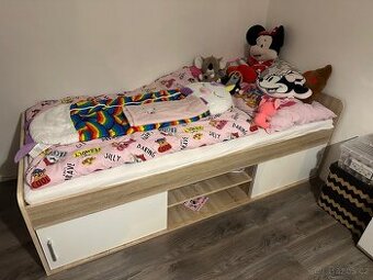 Dětská postel