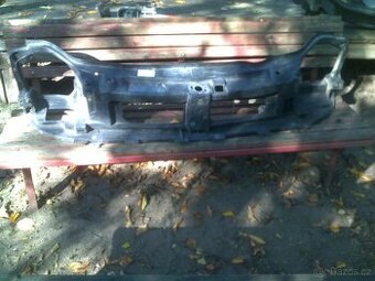 Přední čelo 8200106571 - držák světel a intercooleru Vivaro