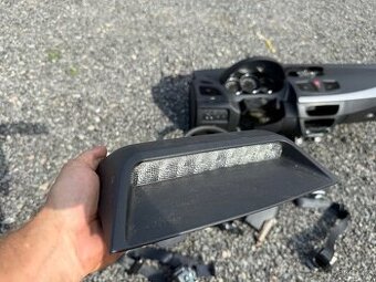 Světlo stop fluence 265900015r