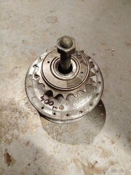 Střed zadního kola Babetta 210