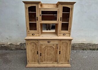 STAROŽITNÝ PŘÍBORNÍK PO CELKOVÉ RENOVACI