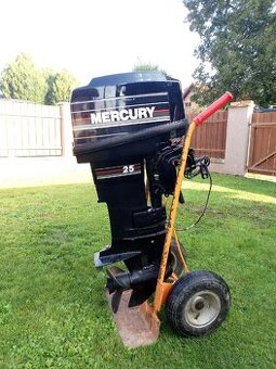 Lodní motor Mercury ME-25E