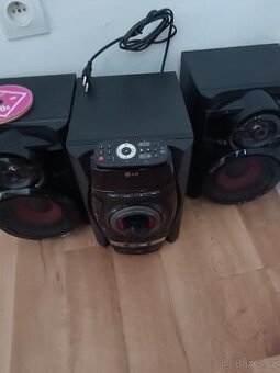Hifi věž LG