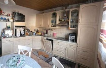 Venkovská linka s vestavěnými spotřebiči,6257