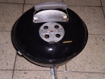 přenosný gril  WEBER - kempinkový - málo užívaný