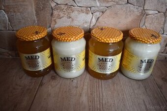 Včelí med