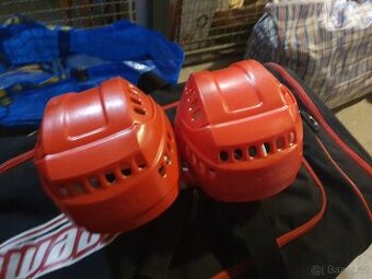 Retro hokejové helmy Salvo