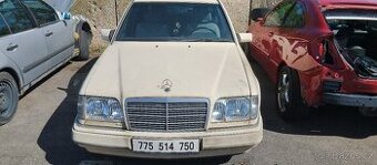 Mercedes-Benz W 124 250D Náhradní Díly