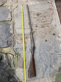 KRÁSNÁ HISTORICKÁ DAMAŠKOVA BROKOVNICE LANCASTER 16