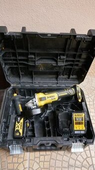 DeWALT DCG405 Aku úhlová bruska 125mm