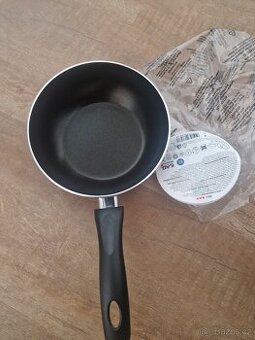 Nová hliníková pánev Ernesto průměr 18 cm