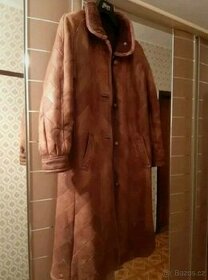 Dámský kabát z pravé kůže, vel. XL