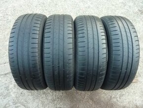Letní pneu Michelin Saver 185 60 15