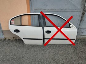 Pravé zadní dveře Octavia sedan - bílá 1026