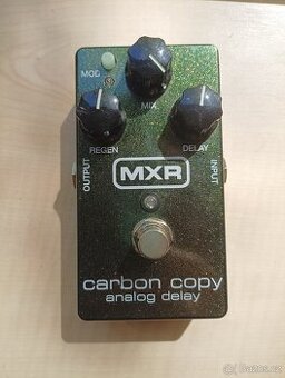 Dunlop MXR M169 Carbon Copy Kytarový efekt