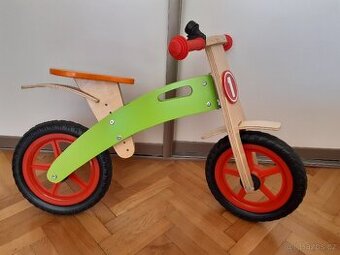 Dřevěné odrážedlo VIGA