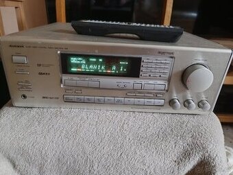 Receiver Onkyo TX-SV + dálkový ovladač