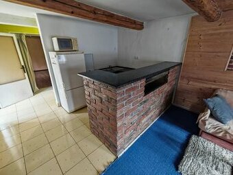 Dům - chata v Ovčárech ihned volný