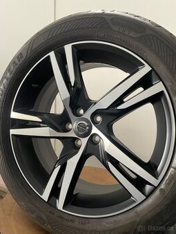 Original alu Volvo XC60 R-design r19 + 235/55/19