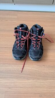 New Balance dámské kotníkové boty,vel.38
