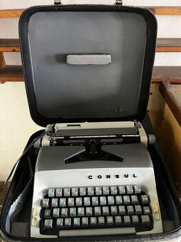 Psací stroj CONSUL