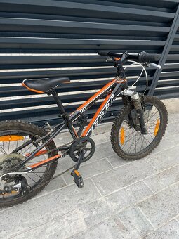 Prodám MTB dětské kolo Felt Q20S černá, 7 rychlostí