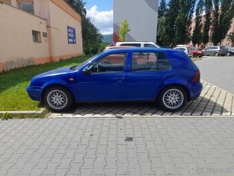 Volkswagen Golf 1.8 92kw