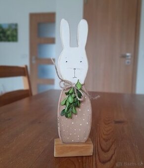 Puntíkatý zajíček z masivu Handmade