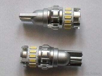 LED žárovka W16W