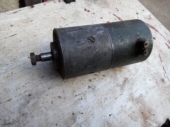 Dynamo na ZundappK800 - 1