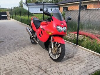 Suzuki GSX 600 F 59kw