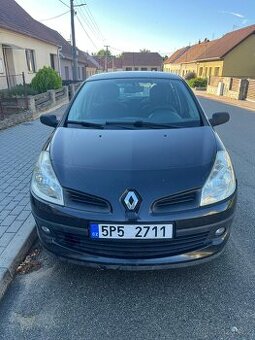 Prodám Renault Clio.