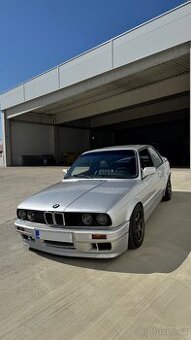 Bmw e30 coupe