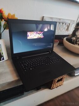 Lenovo IdeaPad Core i3-7100U, 17.3
