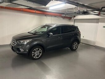 Ford Kuga 1,5 ecoboost Titanium