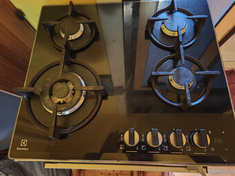 Prodam varnou desku Electrolux KGG6438K černá