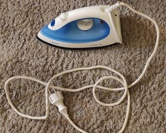 NAPAŘOVACÍ ŽEHLIČKA PHILIPS Comfort 205