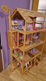 Domeček pro panenky