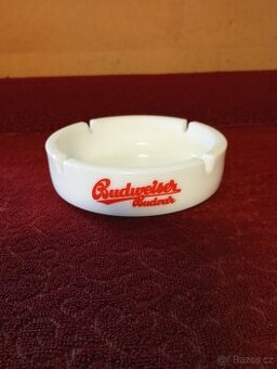 Popelník Budvar, Pallmall