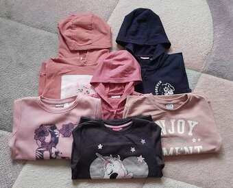 Nové dívčí mikiny vel. 134