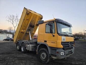 TŘÍSTRANNÝ SKLÁPĚCÍ MERCEDES ACTROS 2646 LK 6X4, MANUÁL
